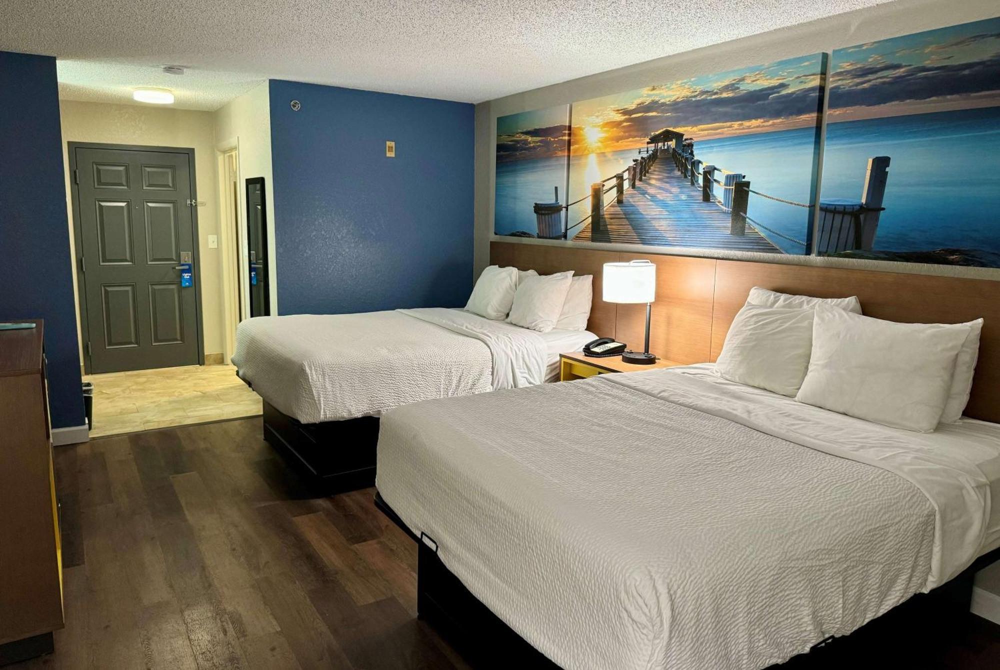 Days Inn by Wyndham Sarasota I-75 Vamo Bagian luar foto